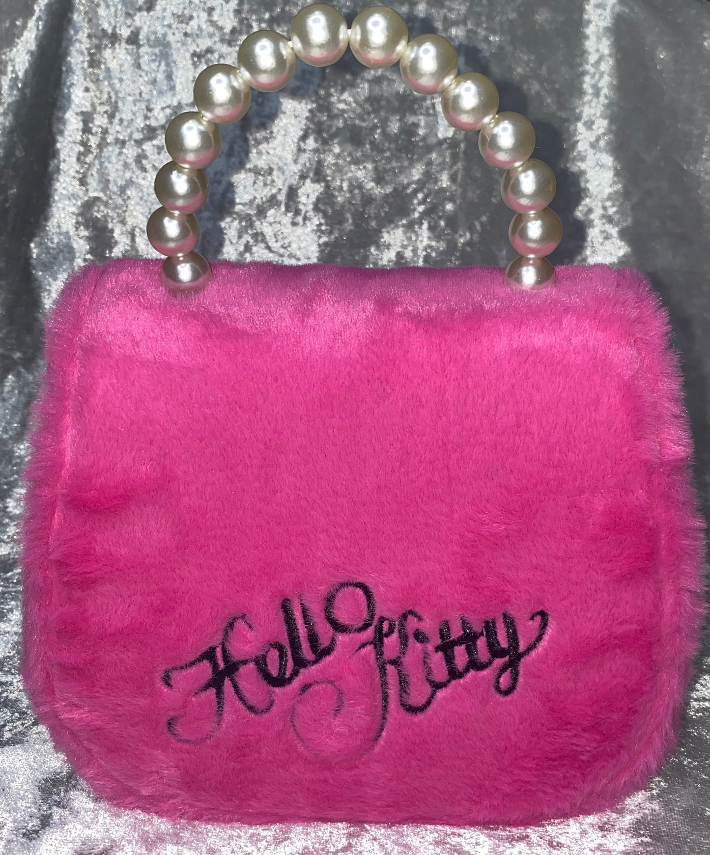 0’Hello kitty bag