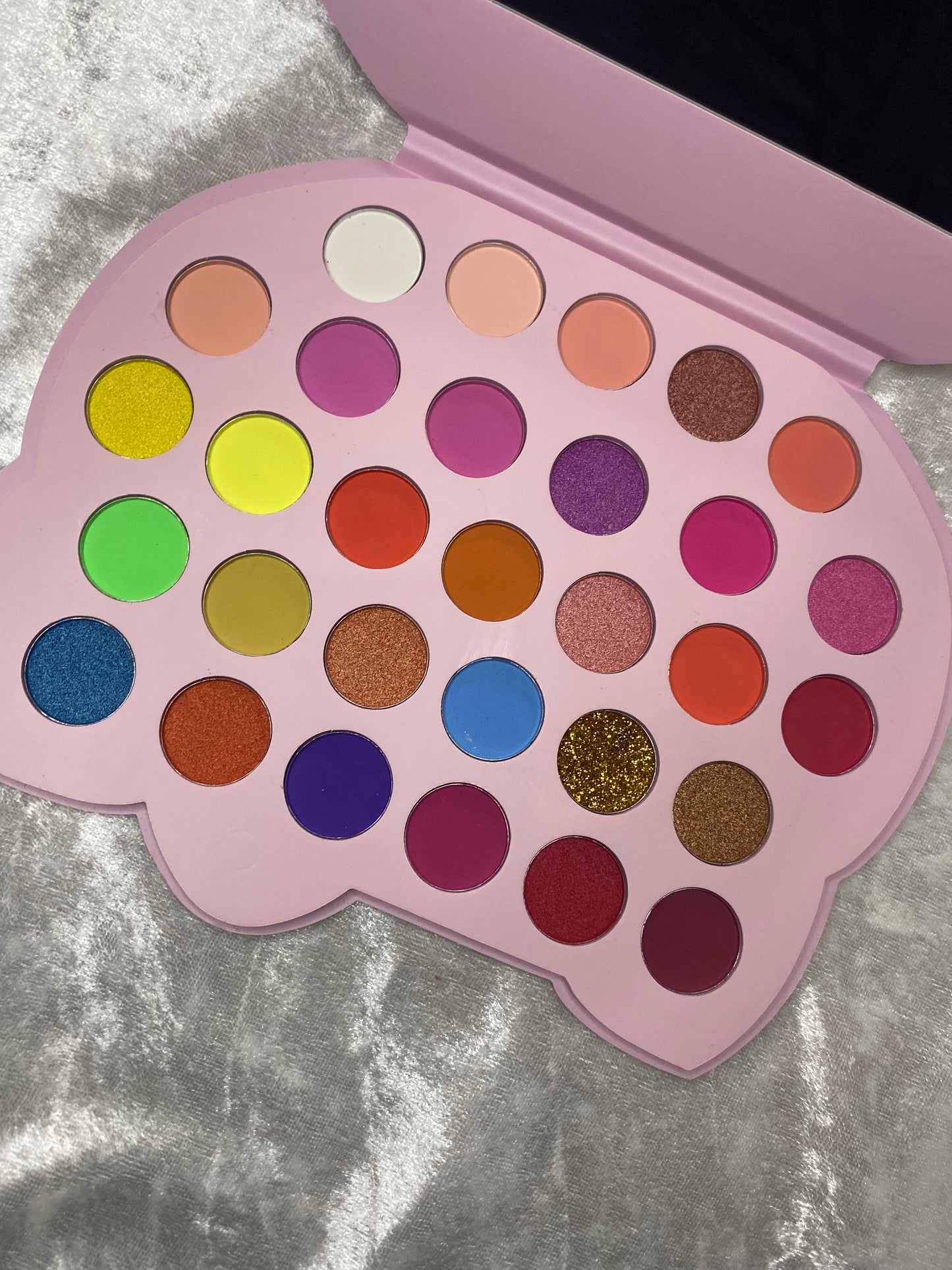 0’Hello kitty palette