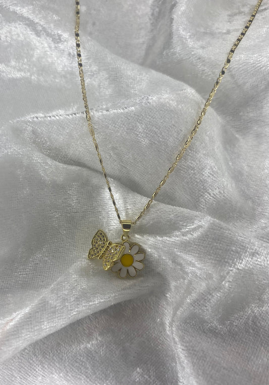 butterfly daisy flower necklace