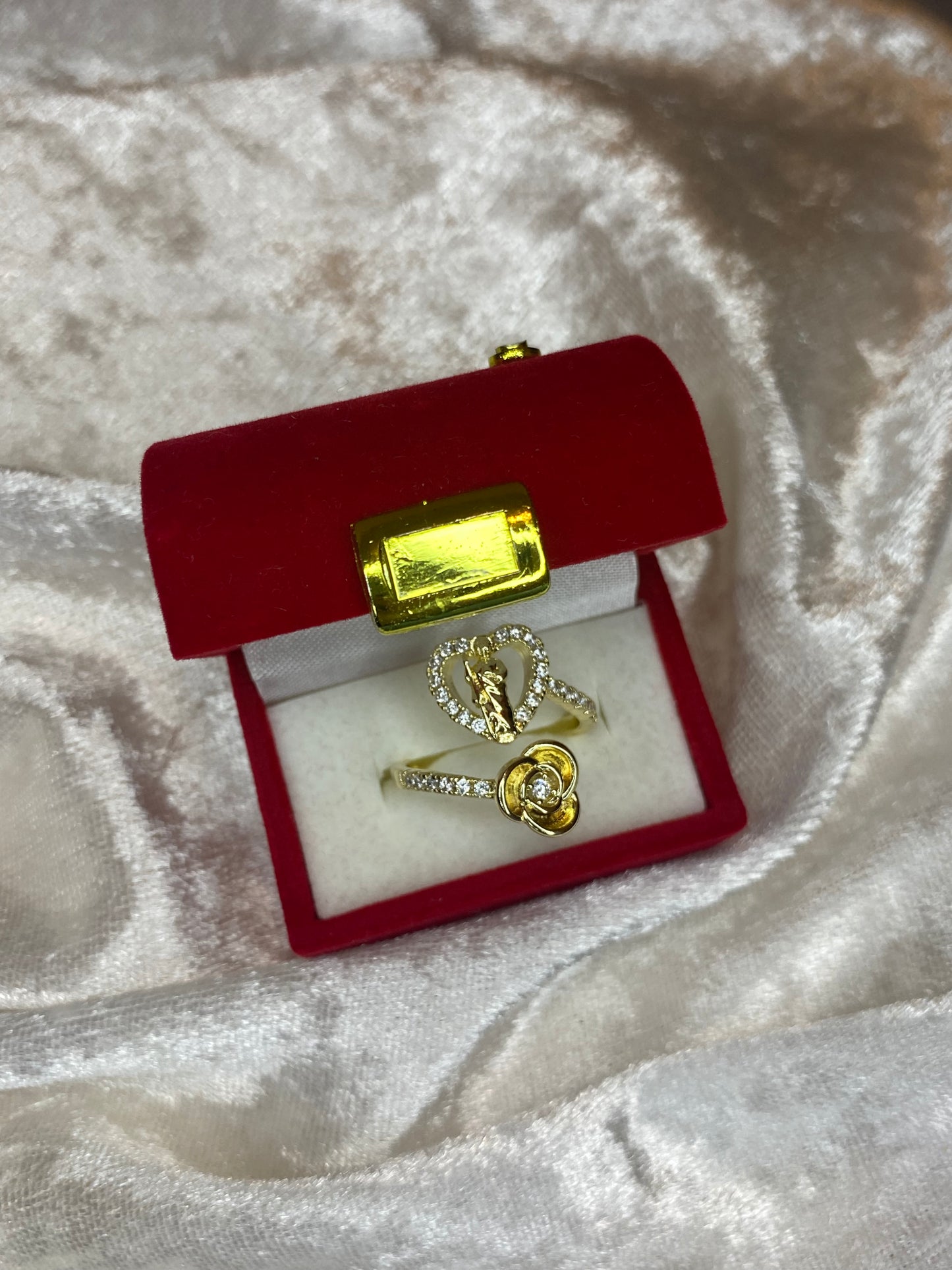 anillo rosa san judas